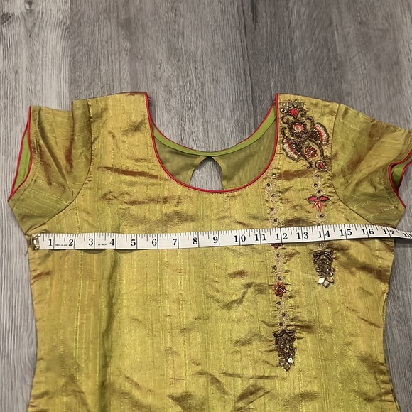 Women’s handmade kurta, EUC - Picture 6 of 10